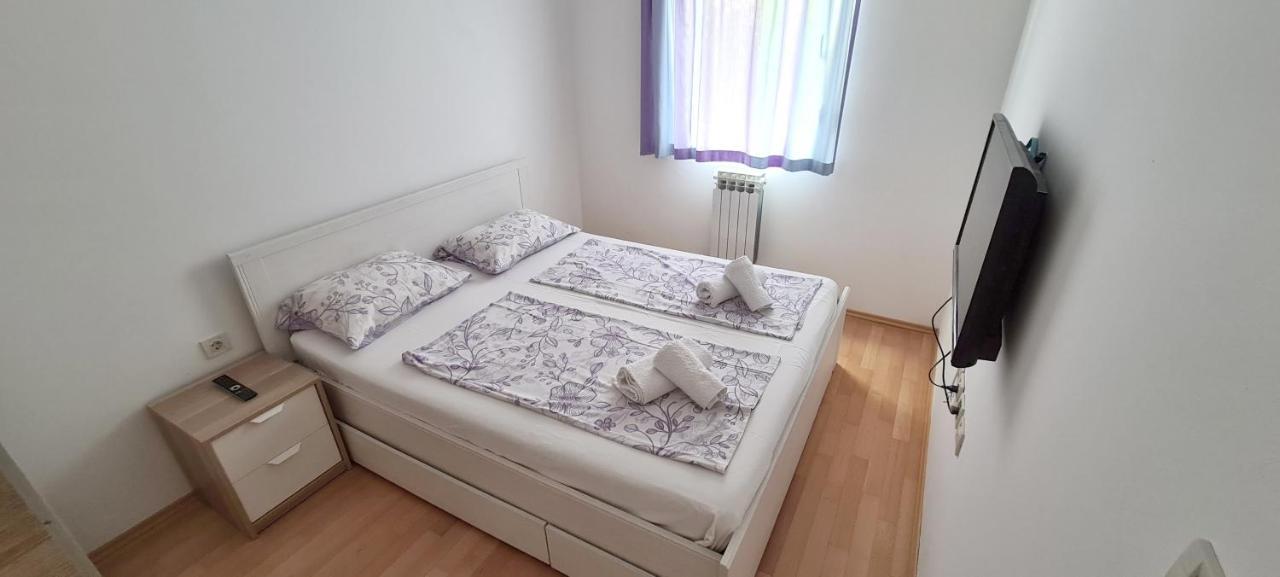 Apartments Vedran 푸나트 외부 사진