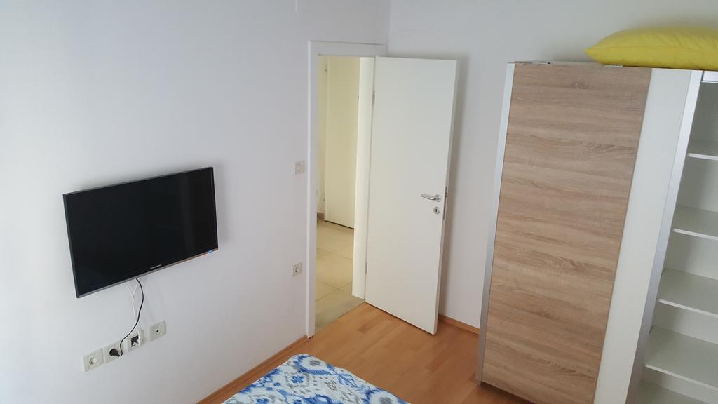 Apartments Vedran 푸나트 외부 사진